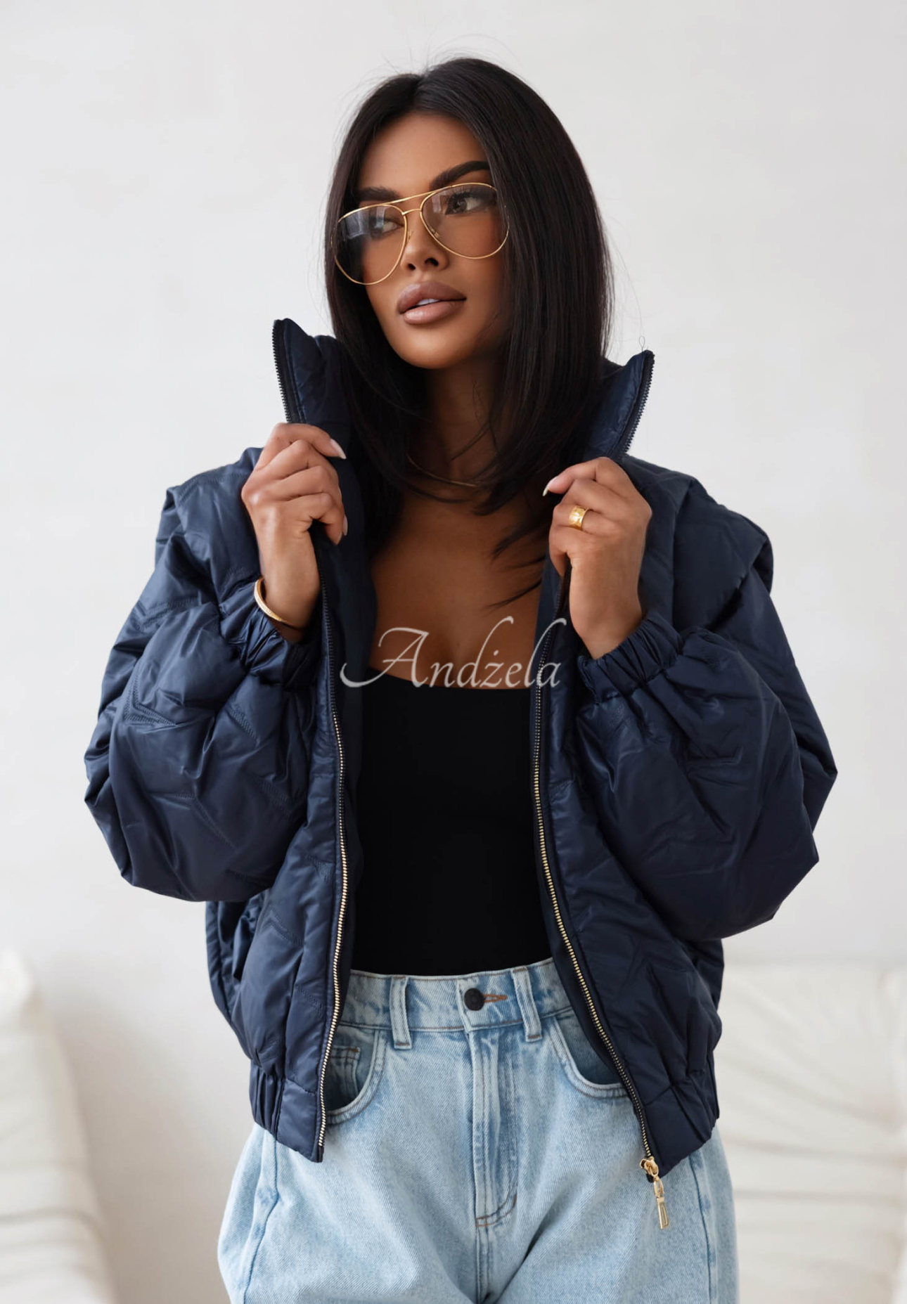 Krátka prešívaná bomber bunda Drizzle Days tmavomodrá