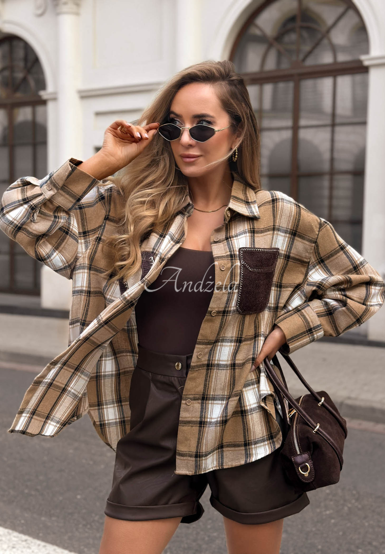 Károvaná košeľa s ozdobnou aplikáciou Just Perfect ťavia
