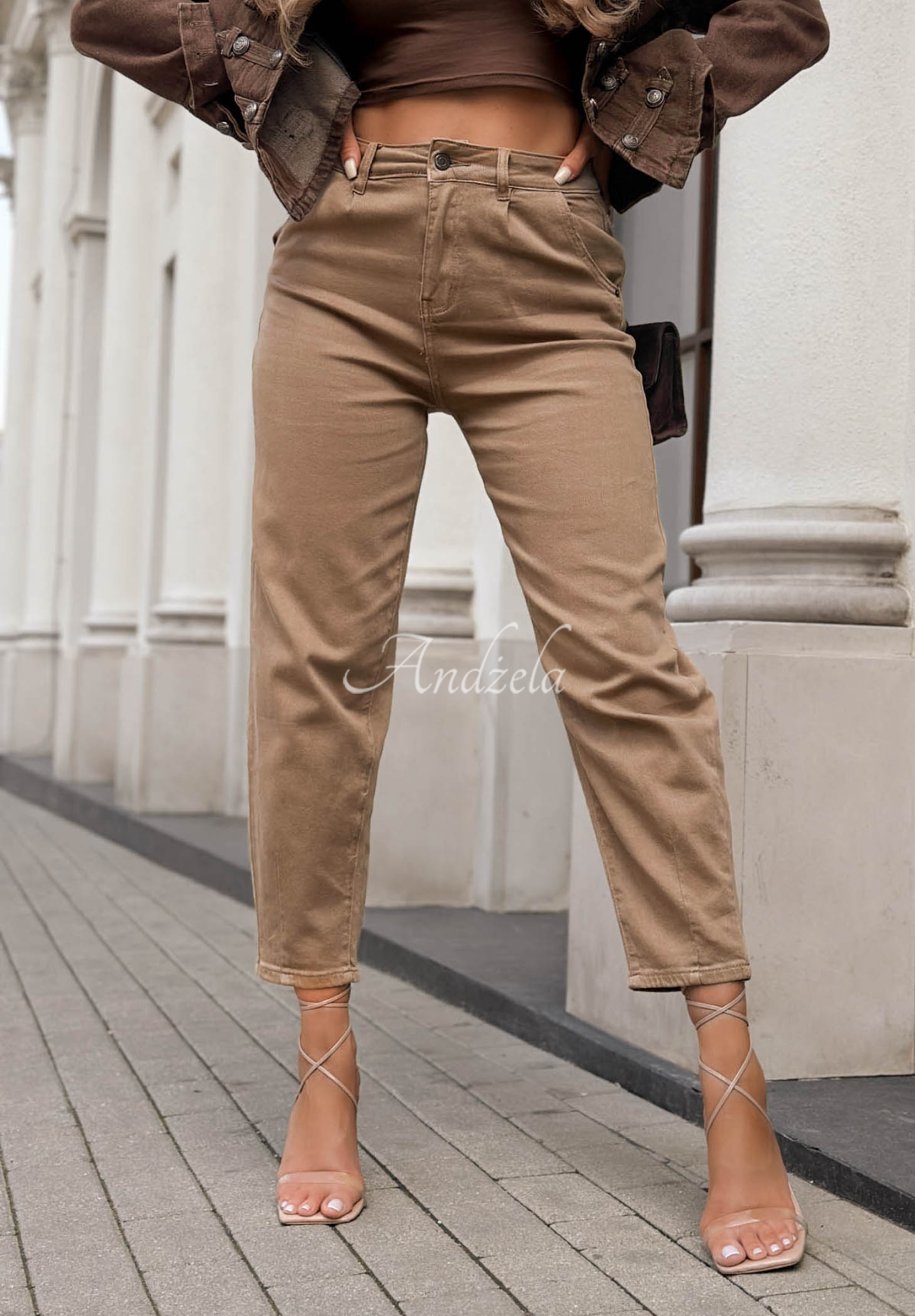 Džínsy mom fit Lost Message ťavie