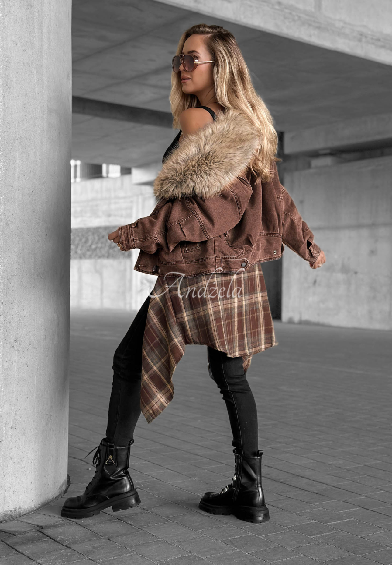 Krátka džínsová bunda s kožušinou Autumn Teddy čokoládová