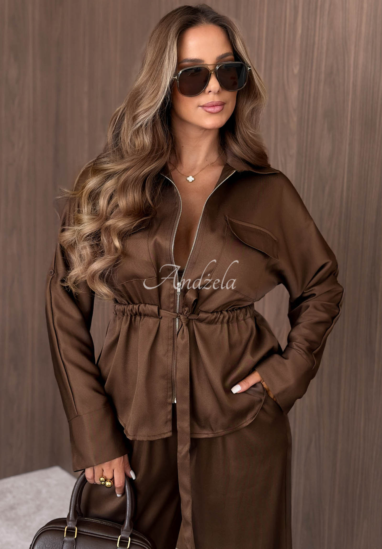 Súprava ľahká bunda so zapínaním a wide leg nohavice Autumn Pearl čokoládový