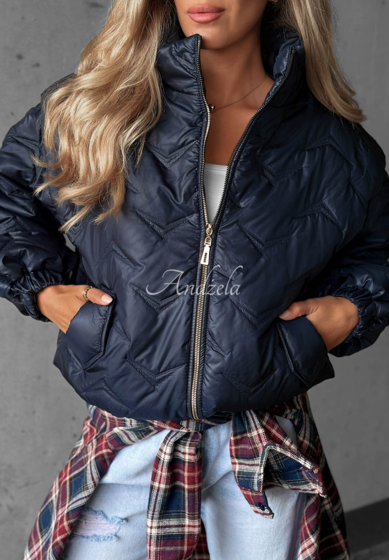 Krátka prešívaná bomber bunda Drizzle Days tmavomodrá