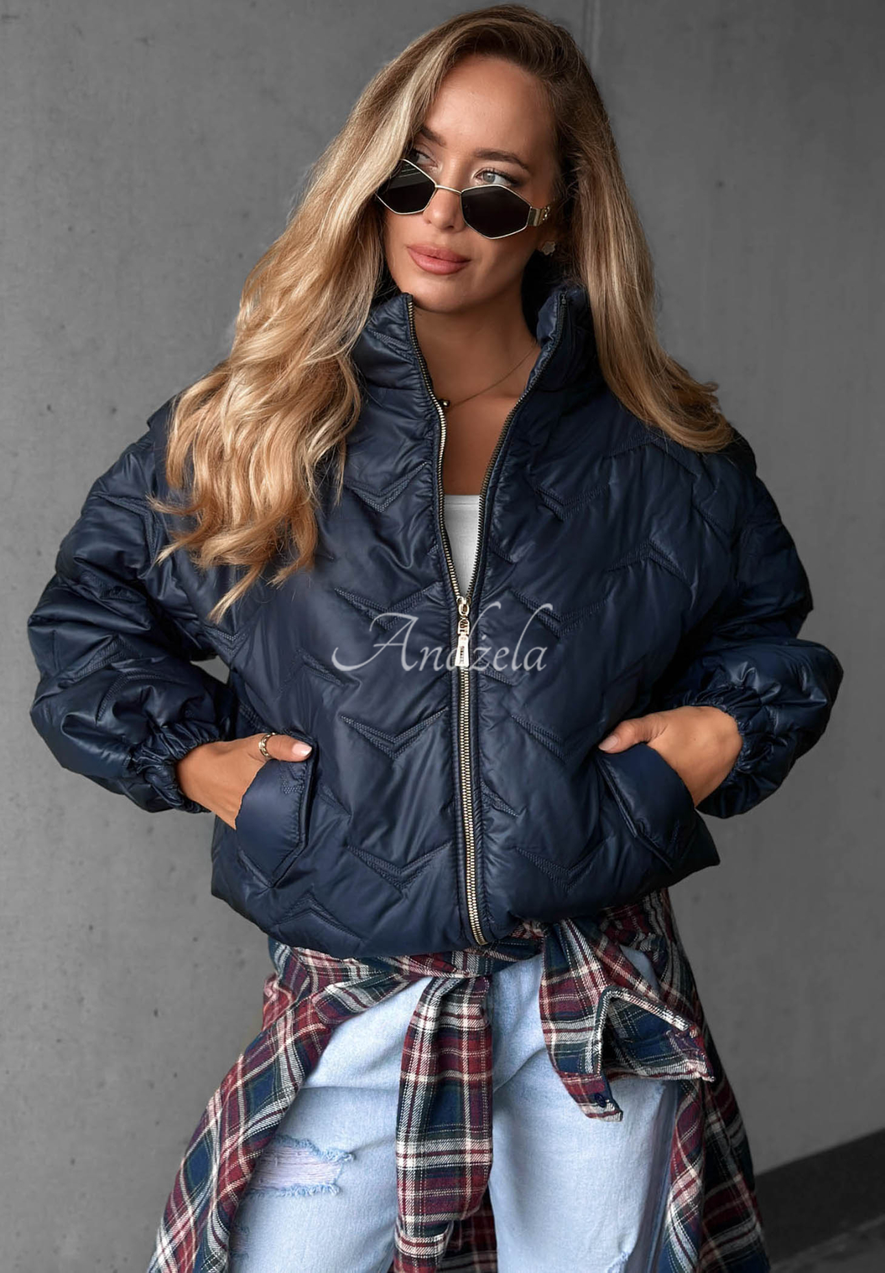 Krátka prešívaná bomber bunda Drizzle Days tmavomodrá
