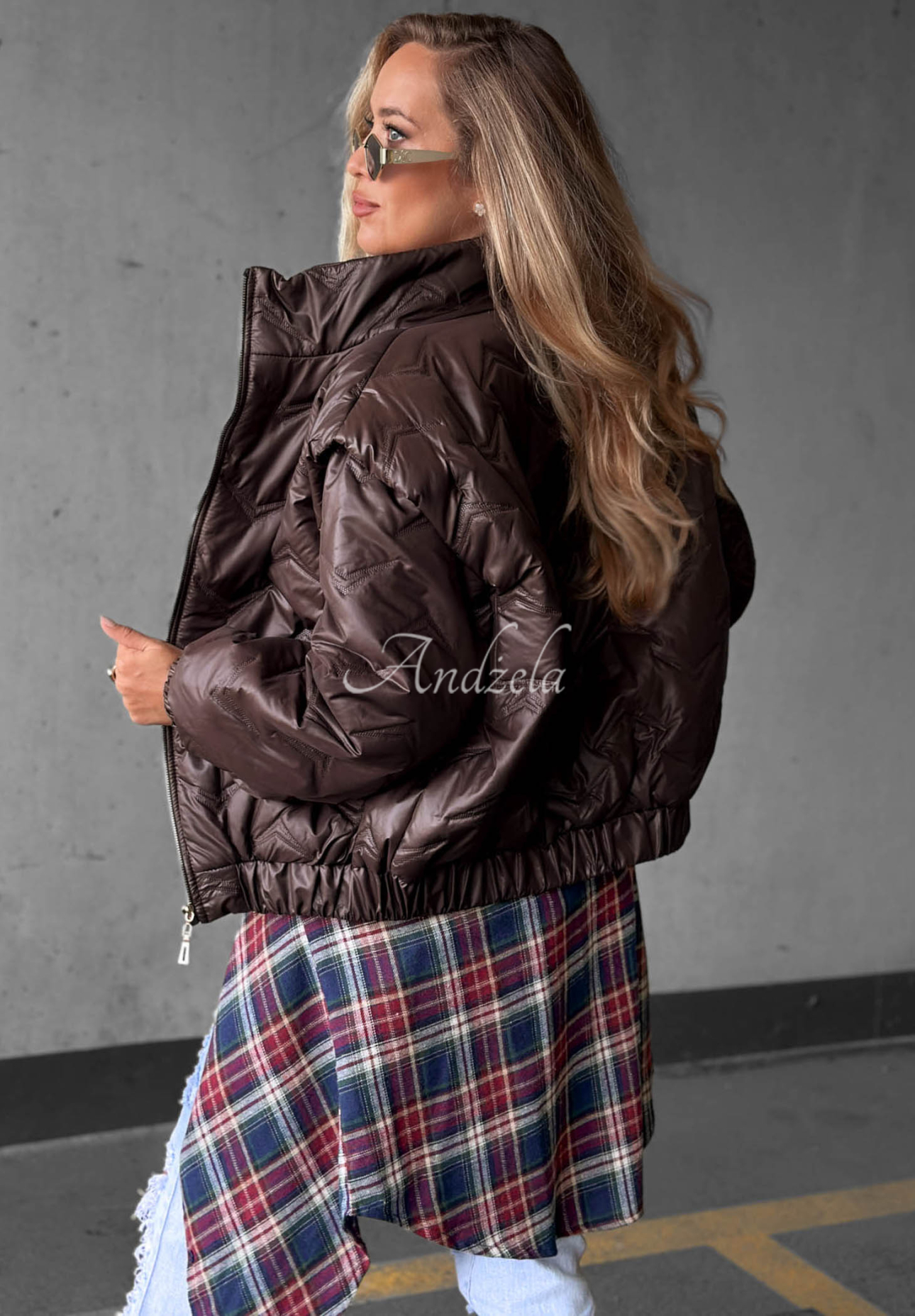 Krátka prešívaná bomber bunda Drizzle Days čokoládová