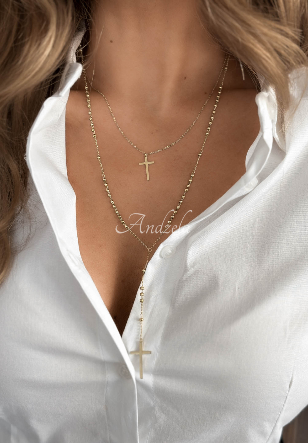 Náhrdelník s krížikom a guľôčkami Golden Beads zlatý