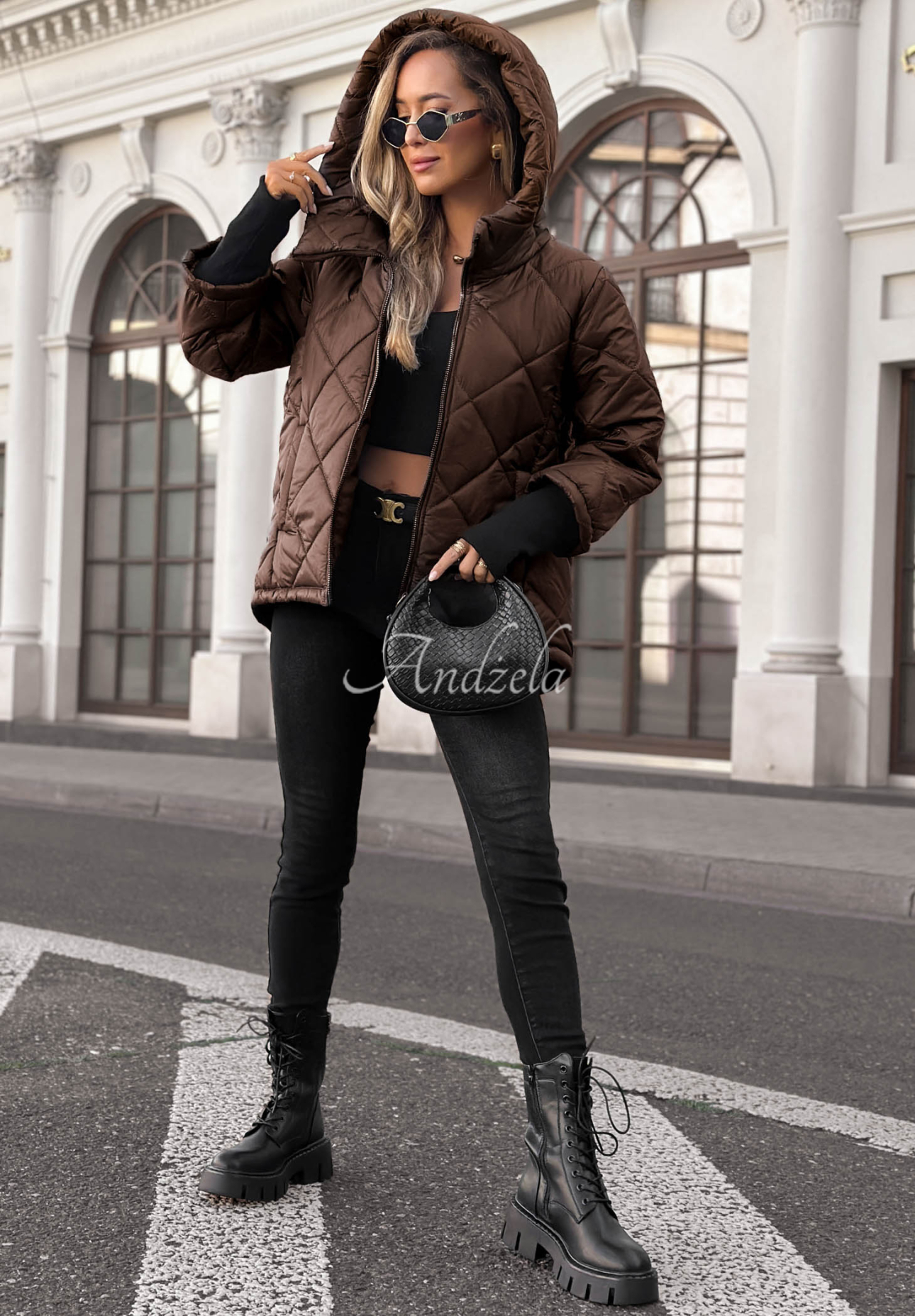 Prešívaná bunda s kapucňou Rainy Sunday čokoládová