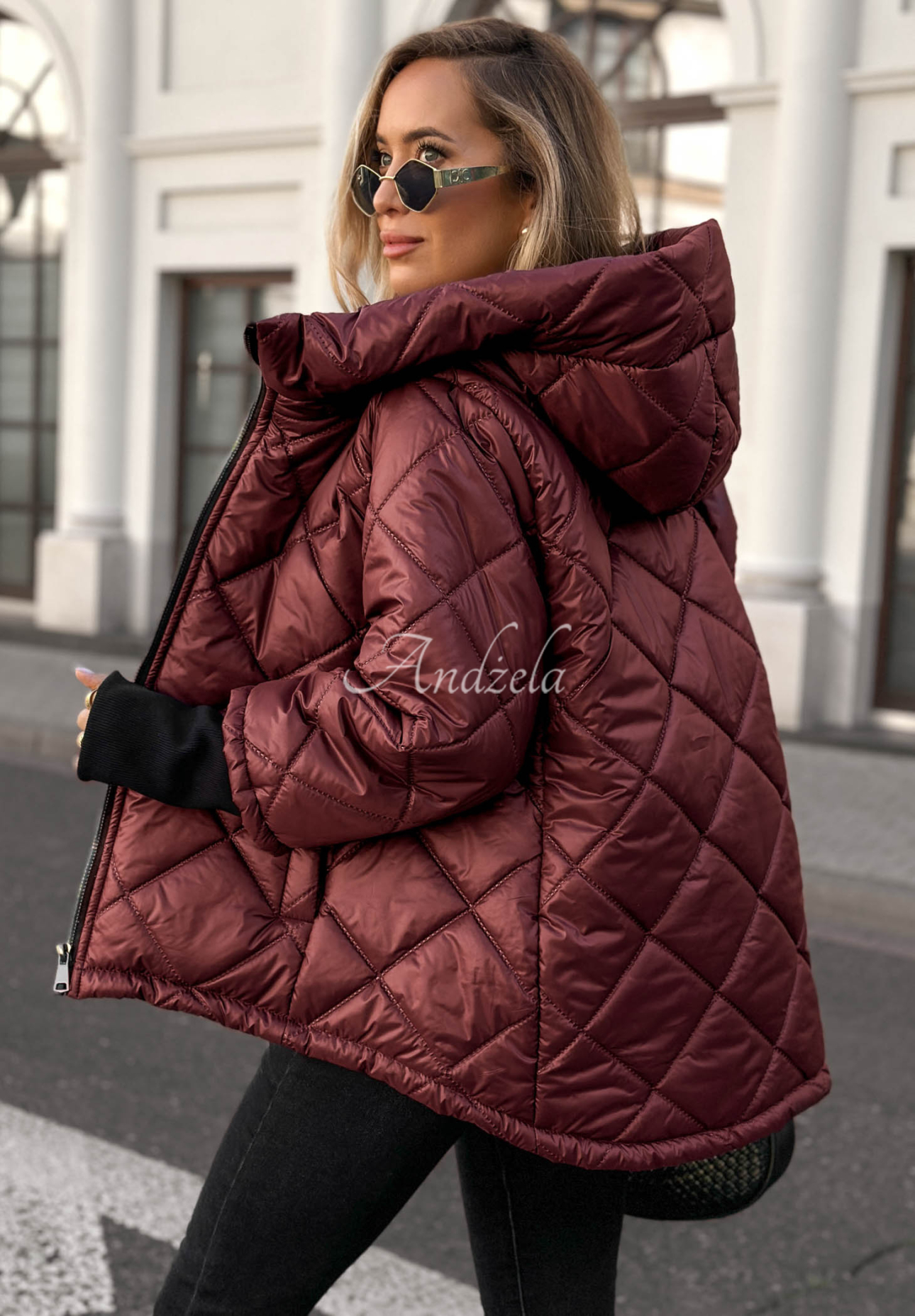 Prešívaná bunda s kapucňou Rainy Sunday bordová