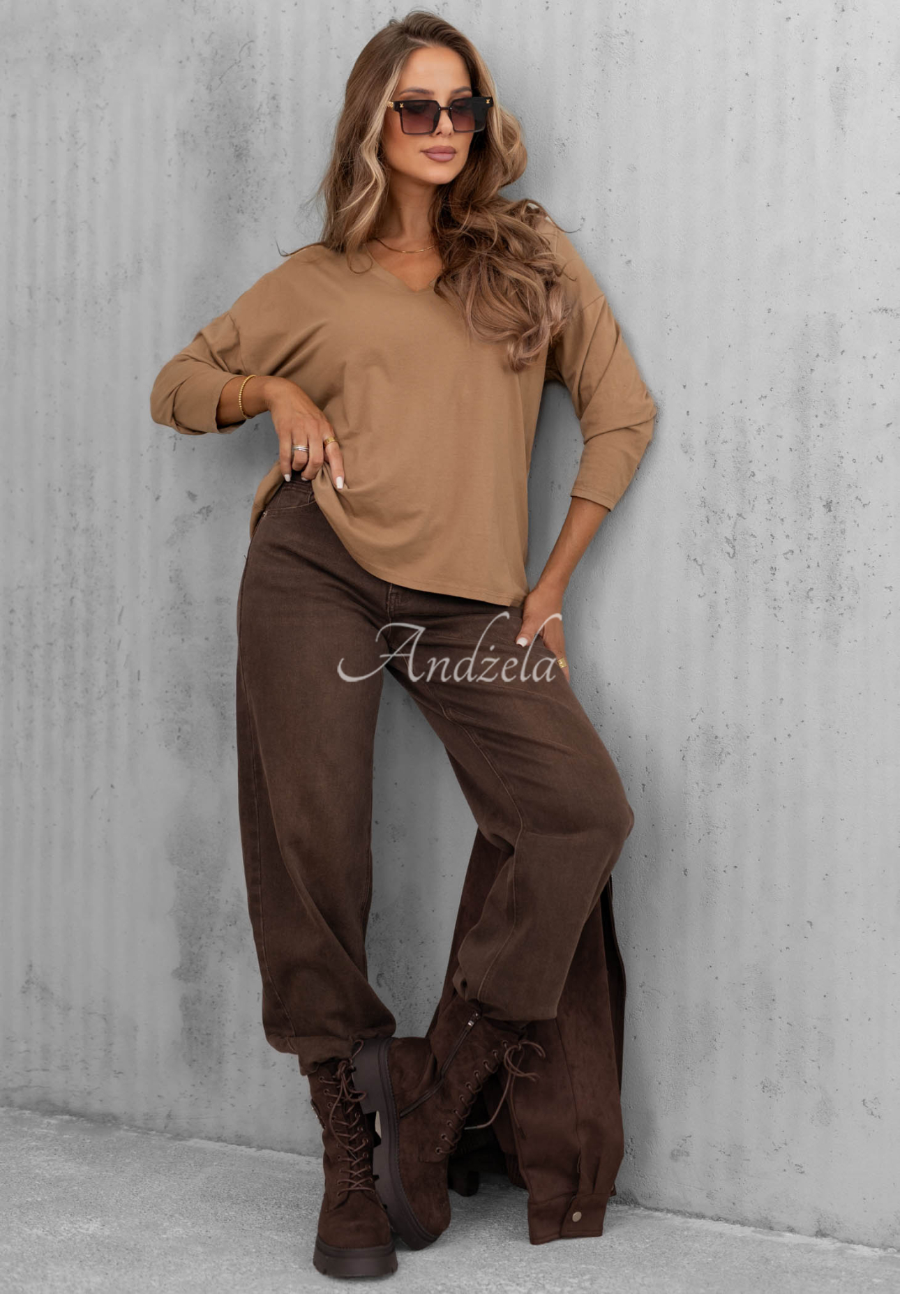 Bavlnená blúzka longsleeve s výstrihom do V Daily Style ťavia