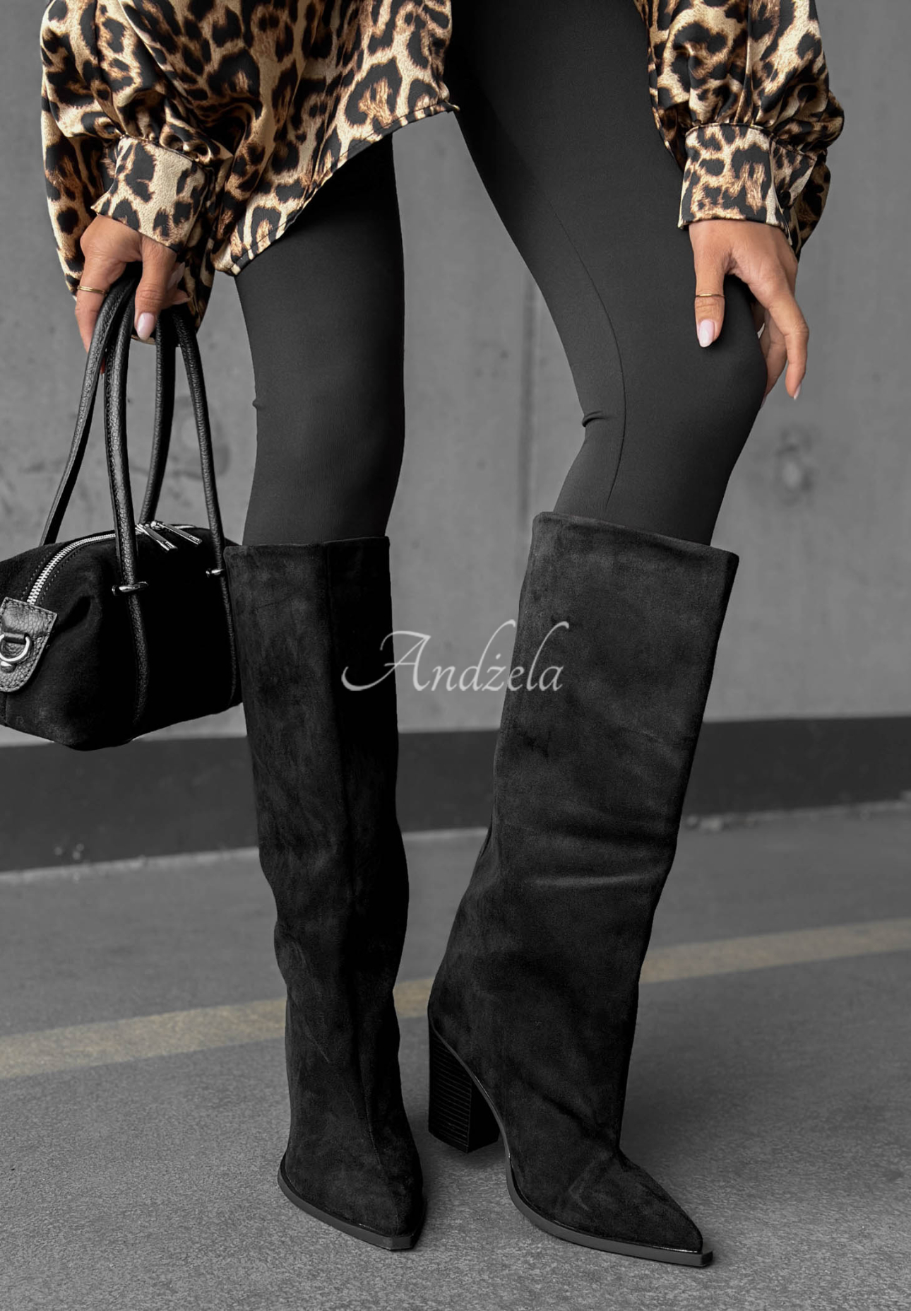 Dlhé semišové čižmy na širokom podpätkom Fall Style čierne