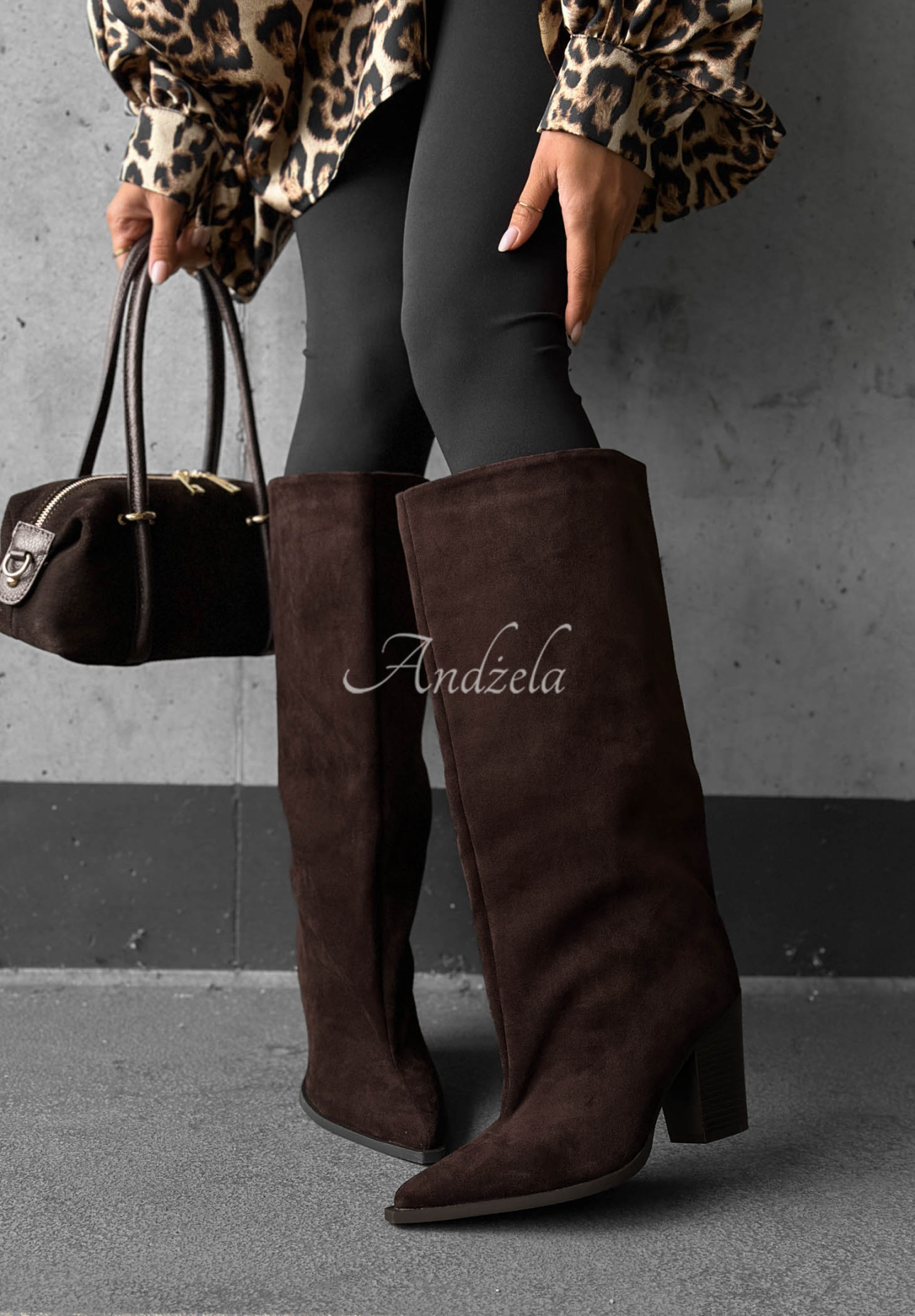 Dlhé semišové čižmy na širokom podpätkom Fall Style čokoládové