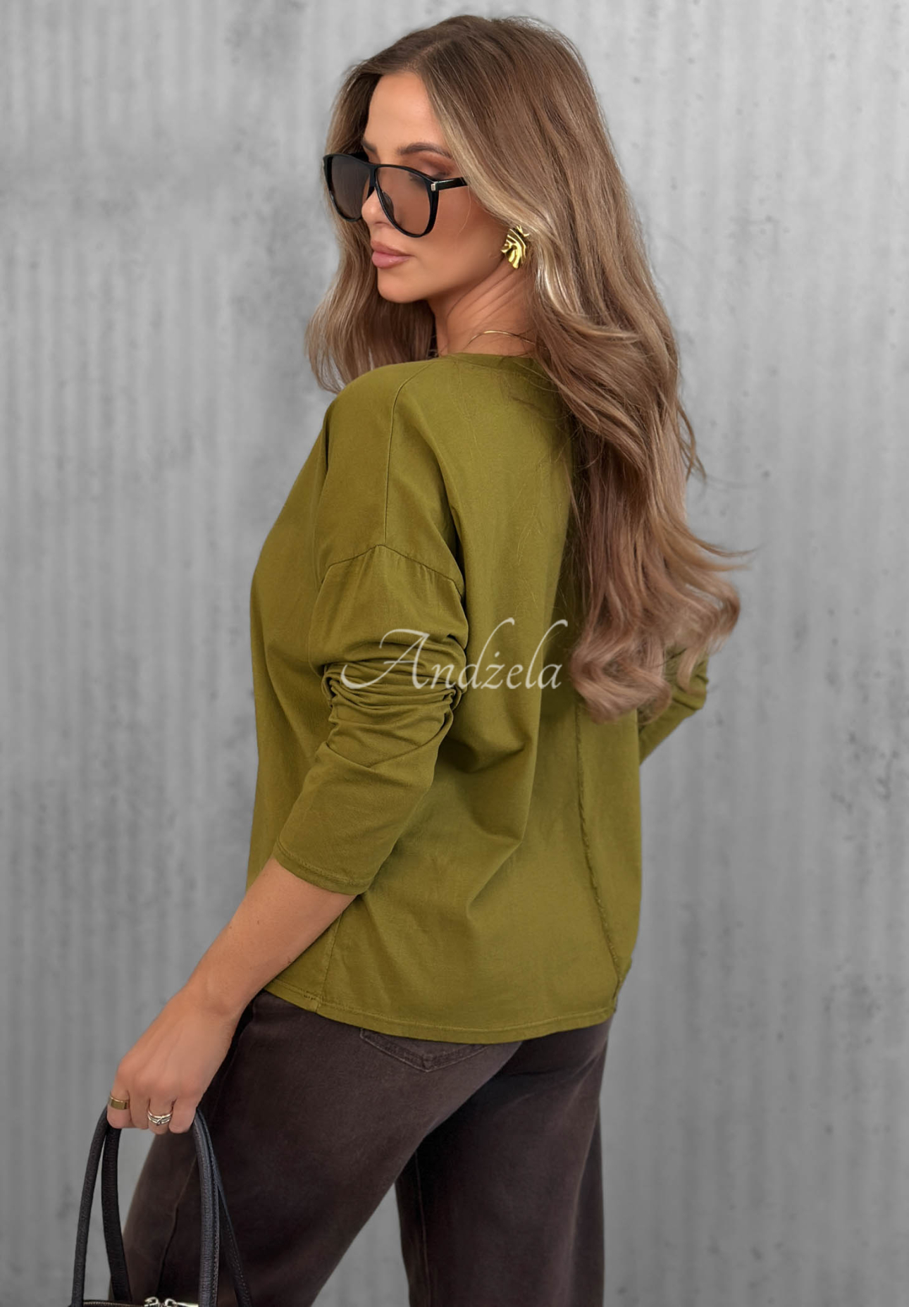 Bavlnená blúzka longsleeve s výstrihom do V Daily Style olivová