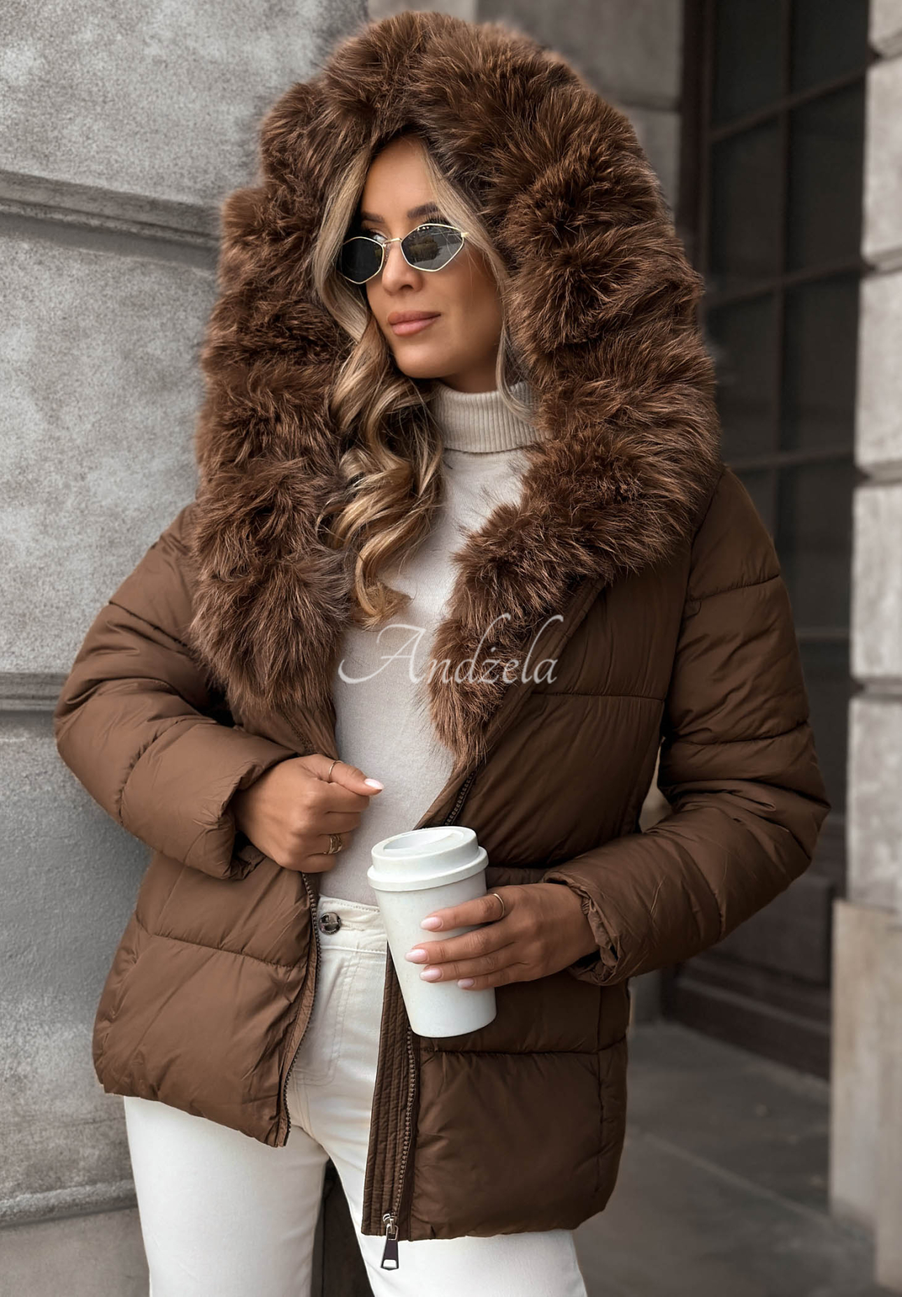 Krátka prešívaná bunda s kožušinou Frost Edge čokoládová