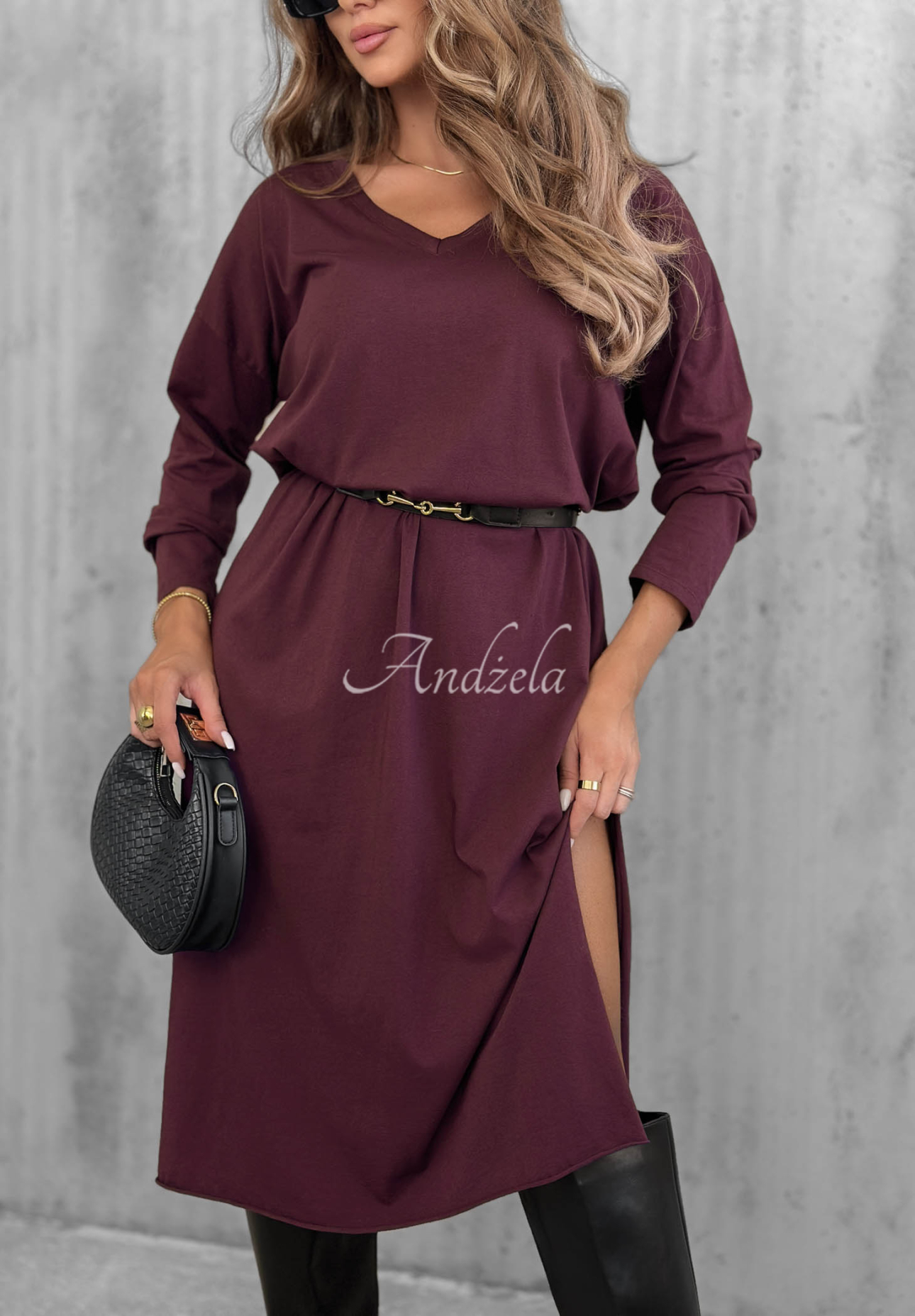 Bavlnené midi šaty s výstrihom do V Daily Style čučoriedková