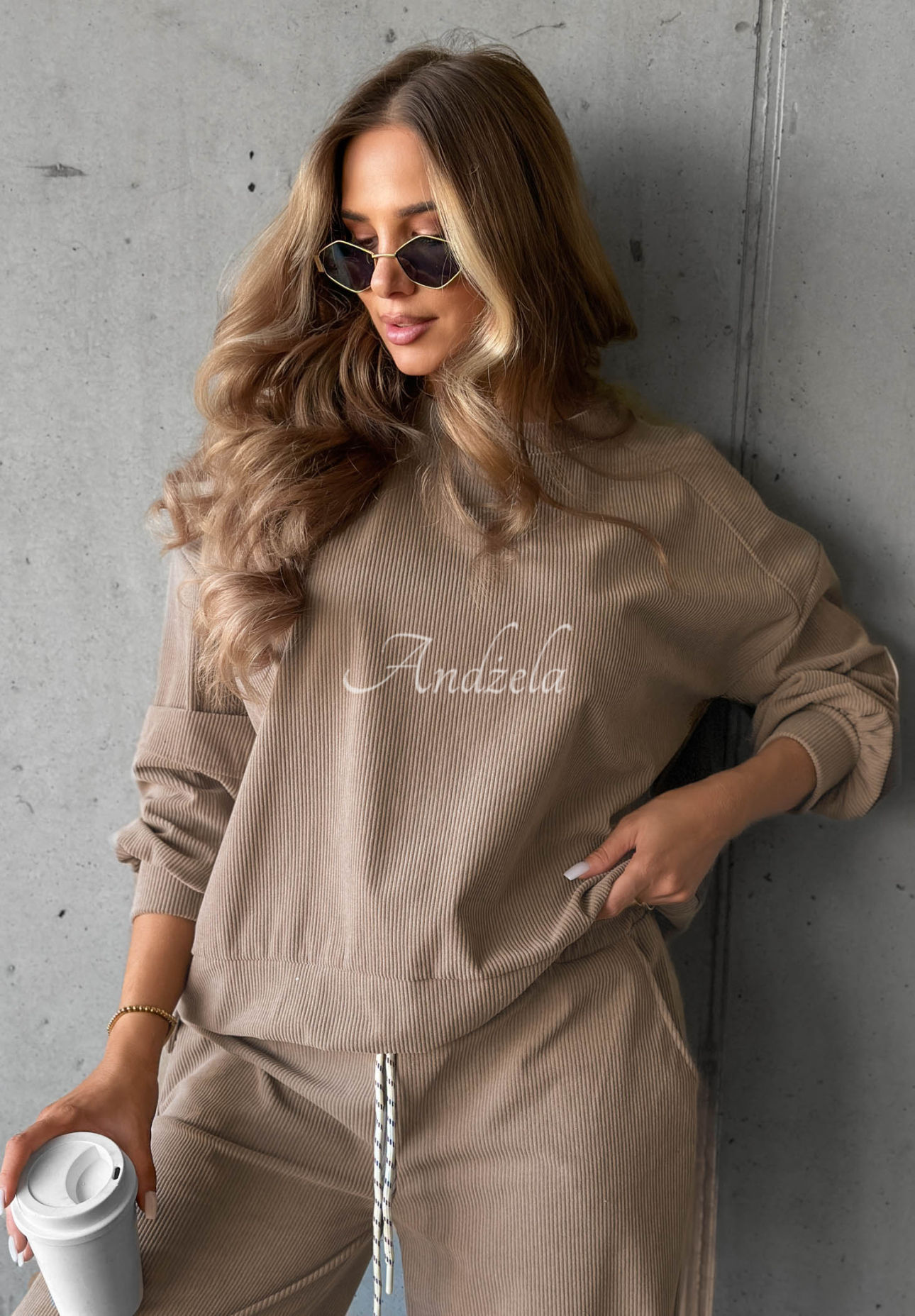 Manšestrová tepláková súprava z viskózy Endless Comfort Mokka