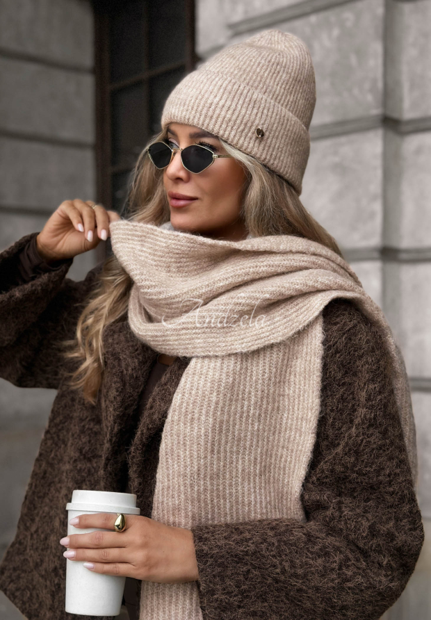 Čiapka s vlnou merino a moh&eacute;rom Snowfall Charm b&eacute;žov&aacute;