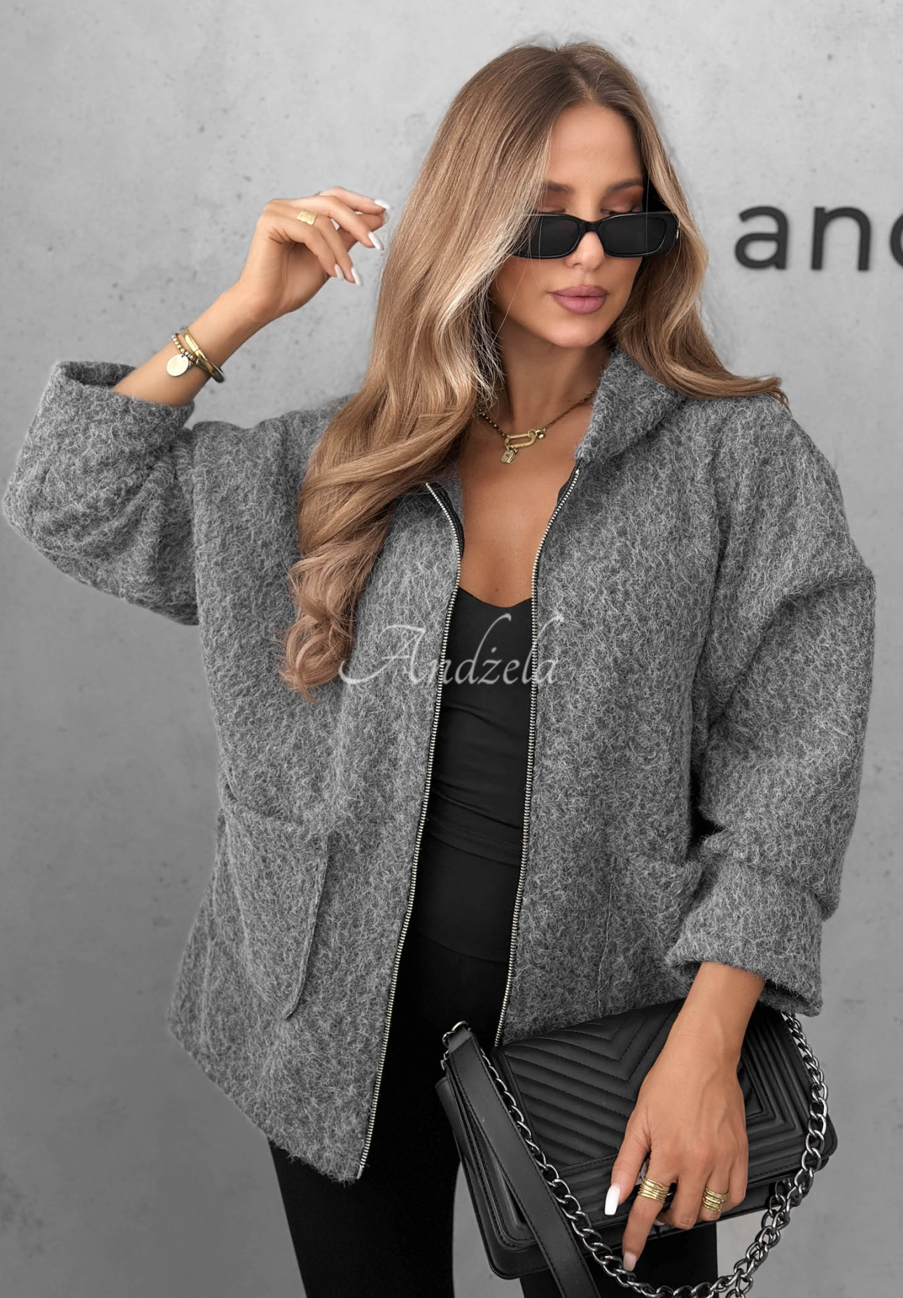 Kožúšková bunda s kapucňou a vreckami Warm Comfort Sivá