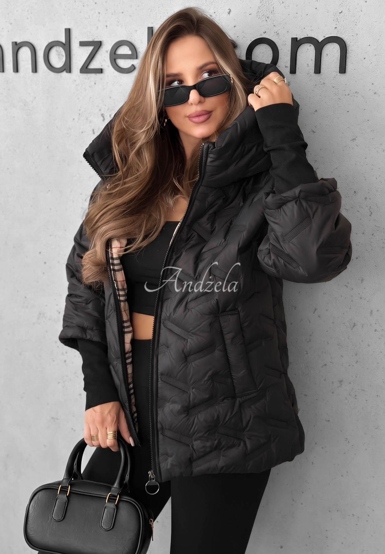 Prešívaná bunda s kapucňou Autumn Edge čierna
