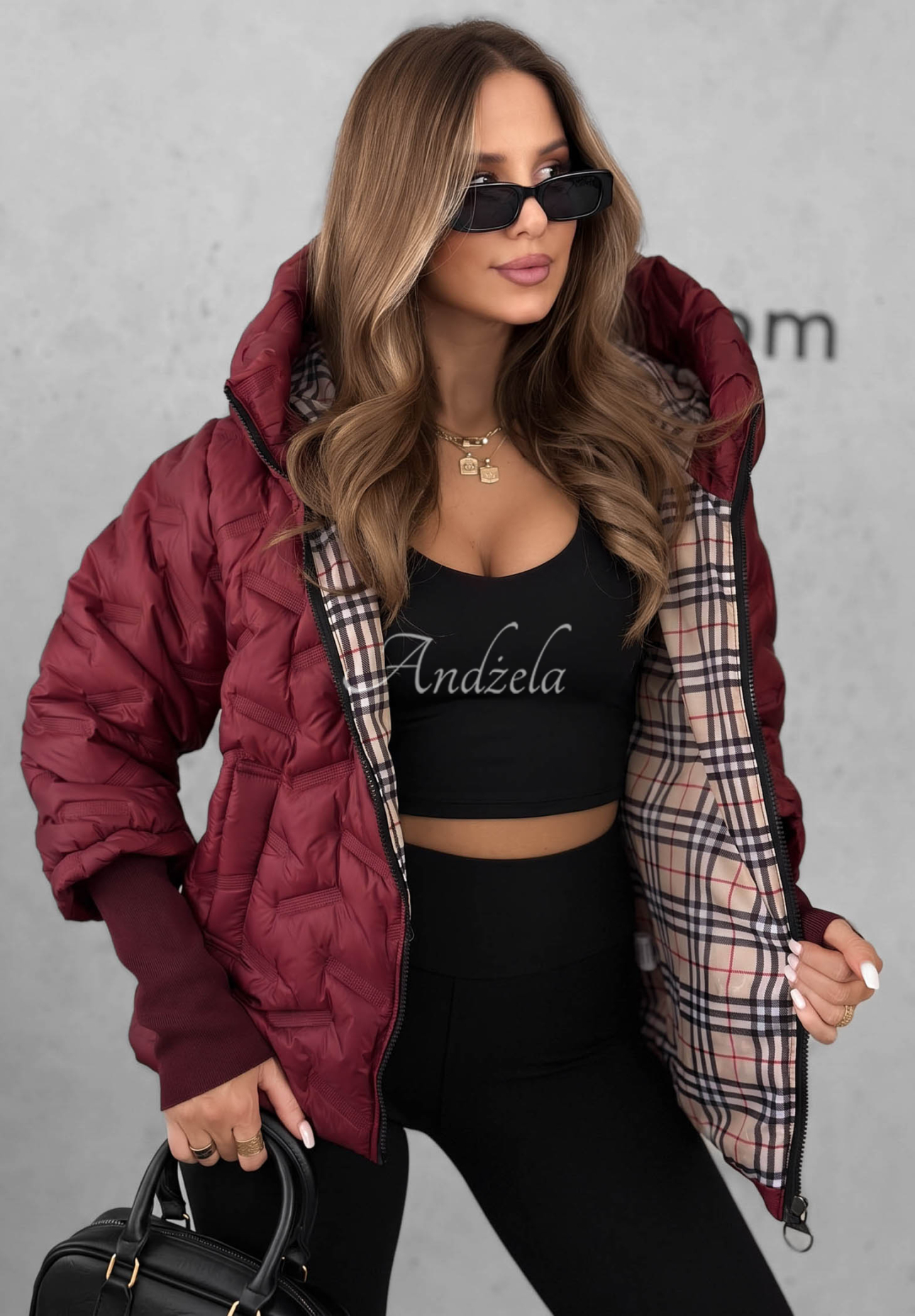 Prešívaná bunda s kapucňou Autumn Edge bordová