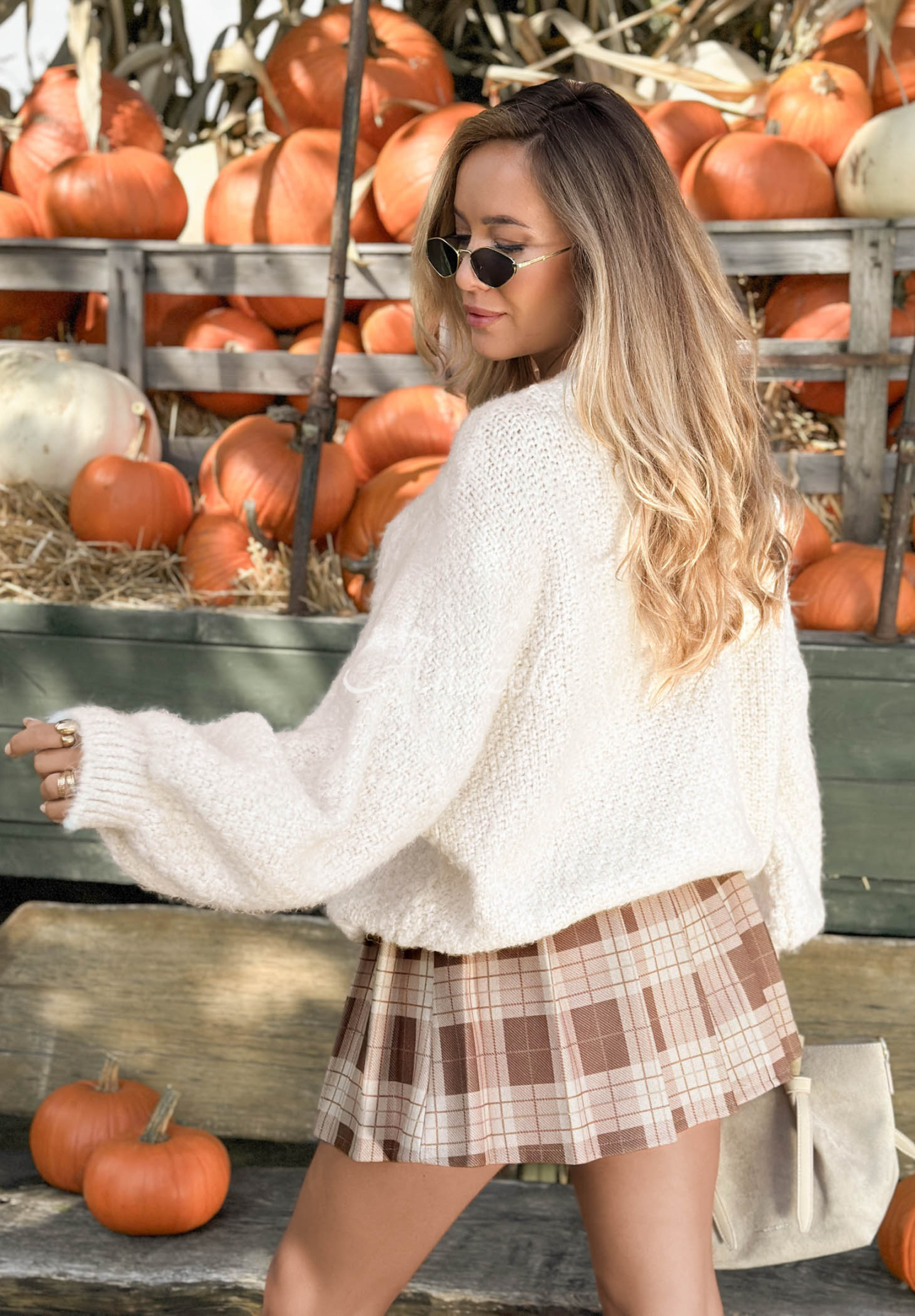 Plisovaná mini sukňas károvaným vzorom Autumn Cutie béžová