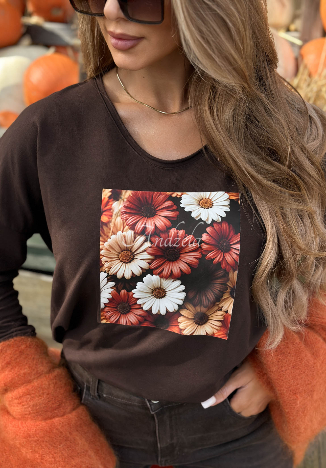 Bavlnená blúzka longsleeve s kvetinovu potlačou Autumn Sweetie čokoládová