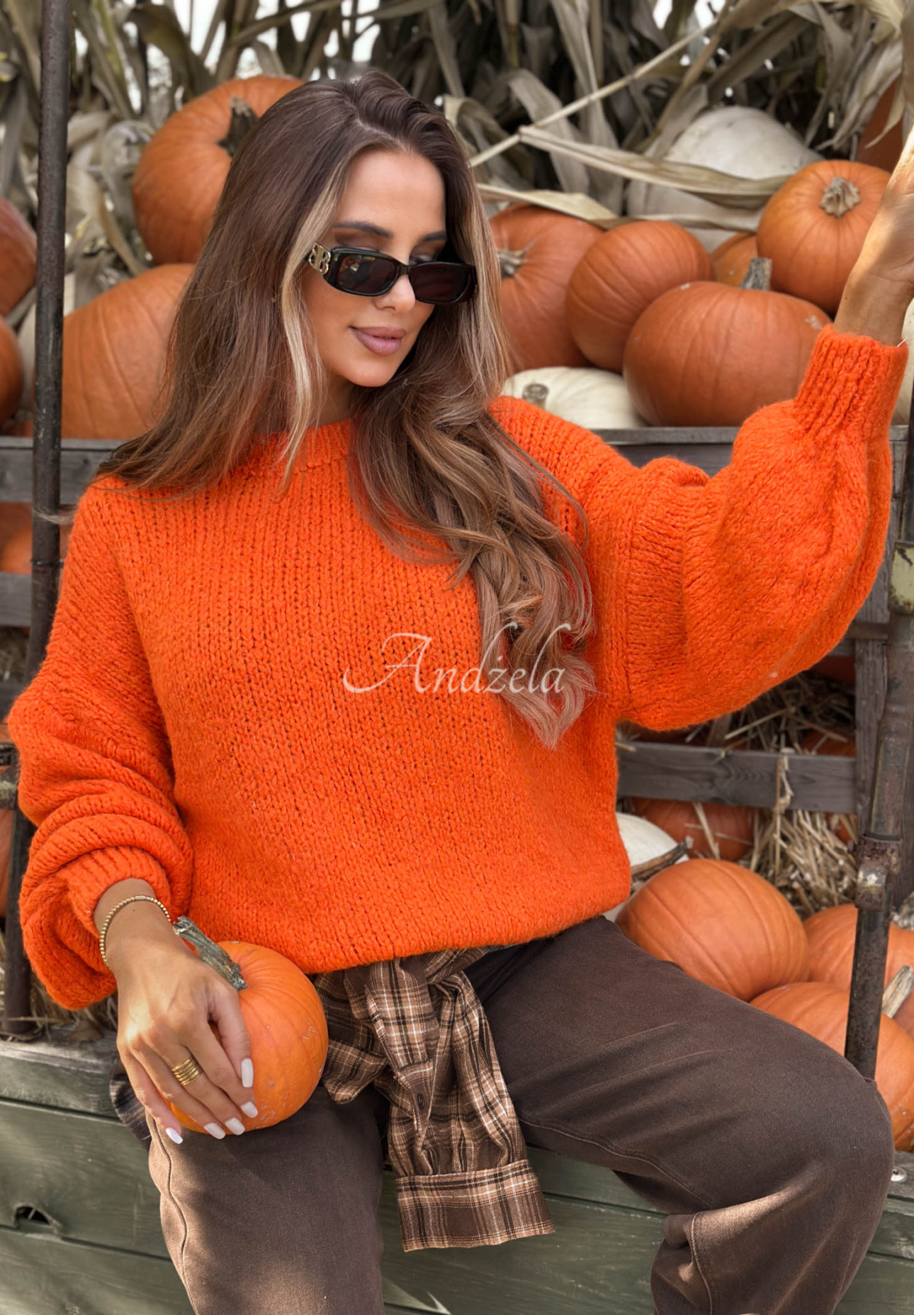Mäkký sveter oversize s vlnou a viskózou Cloud Babe oranžový