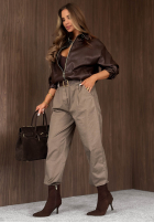 Bawełniane Nohavice mom fit z paskiem Casual Look khaki