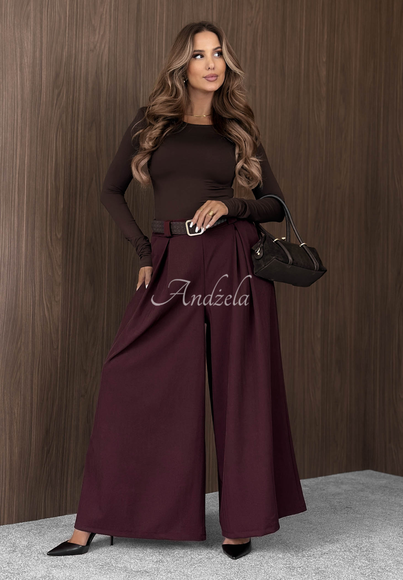 Látkové nohavice wide leg s opaskom Simple Elegance bordová