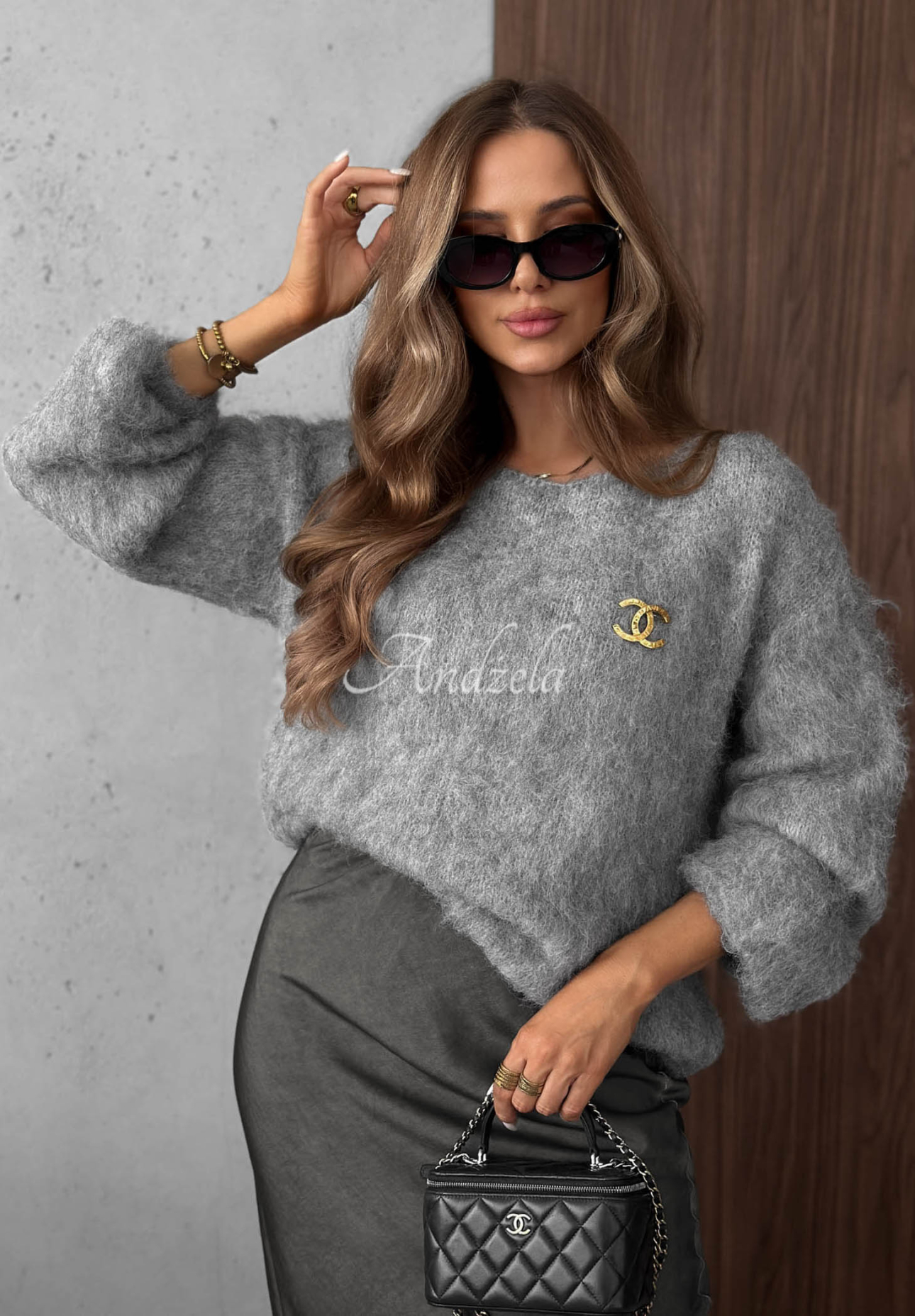 Mäkký sveter s vlnou Pretty Softness sivý