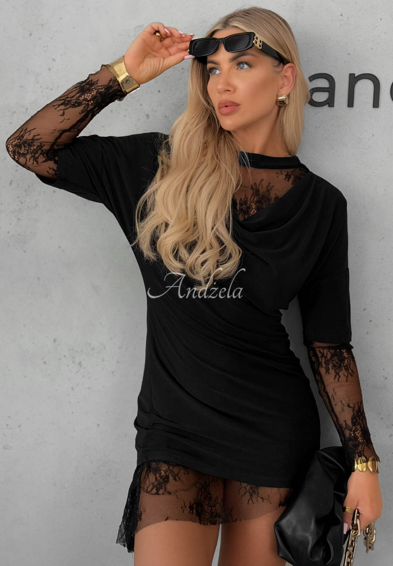 Mini šaty s čipkou Elegant Affair čierna