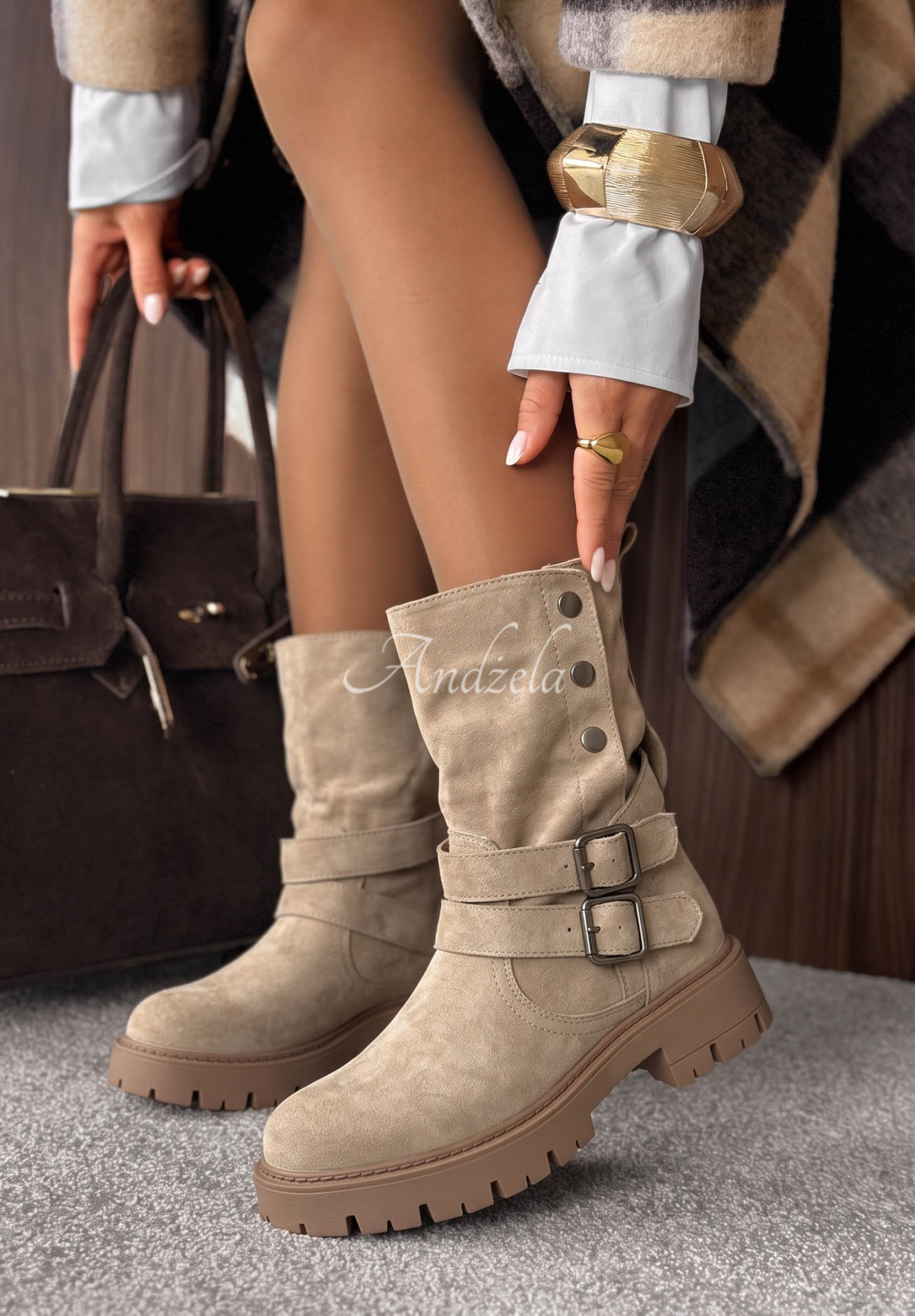 Semišové kotníkové topánky s remienkami Rainy Steps béžové