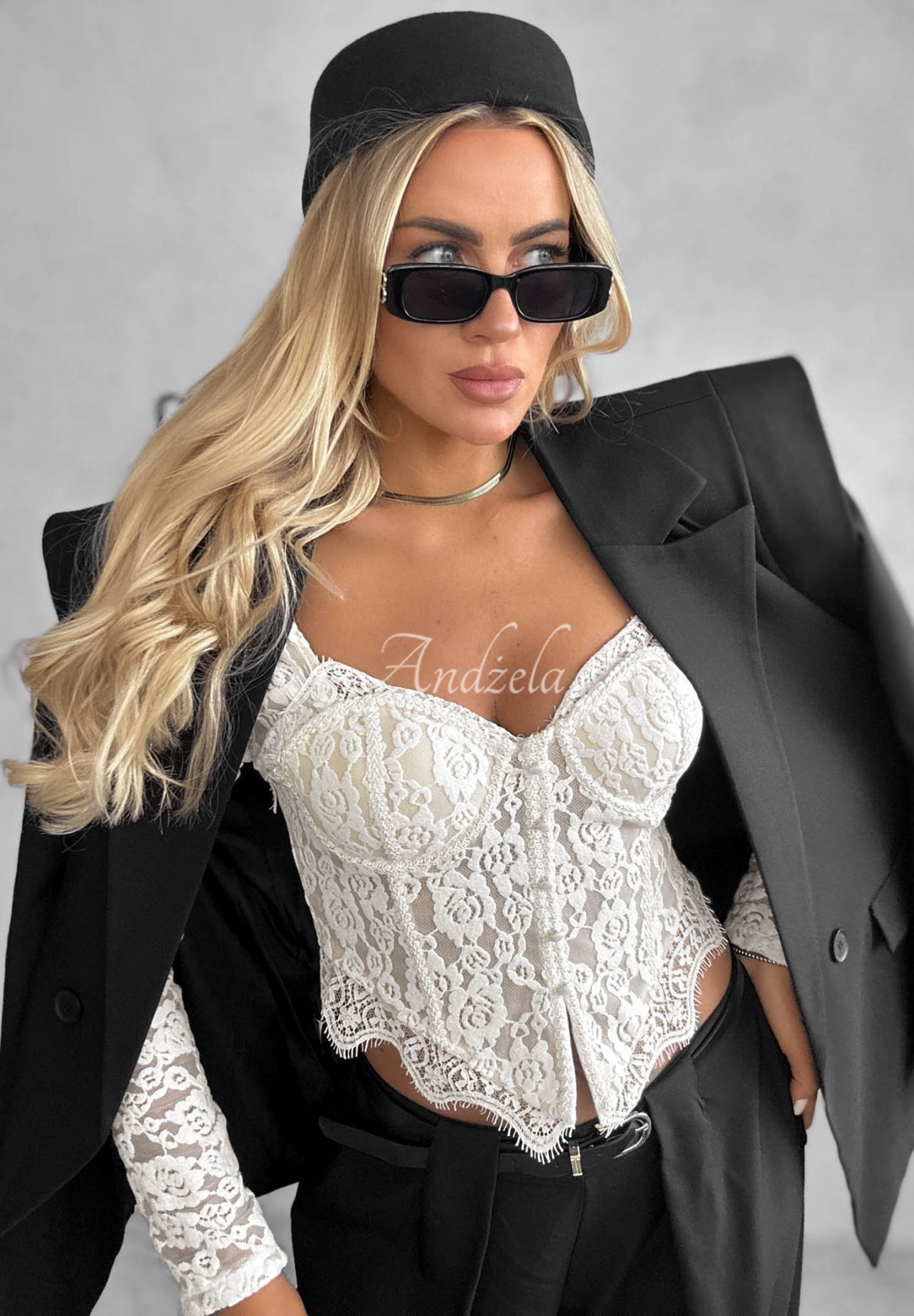 Korzetová blúzka longsleeve s čipky Pure Seduction Biela