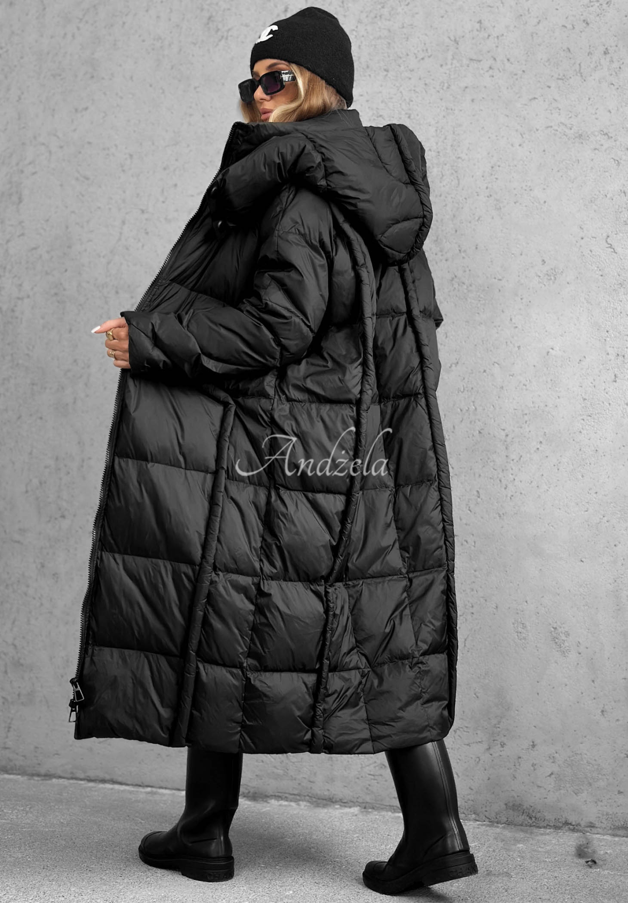 Dlhá páperová bunda s kapucňou Want Winter čierna