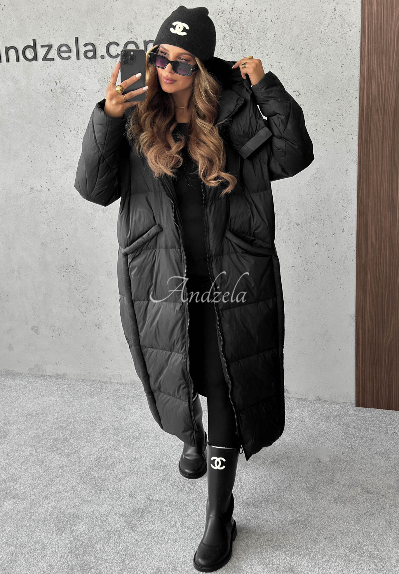 Dlhá páperová bunda s kapucňou Want Winter čierna