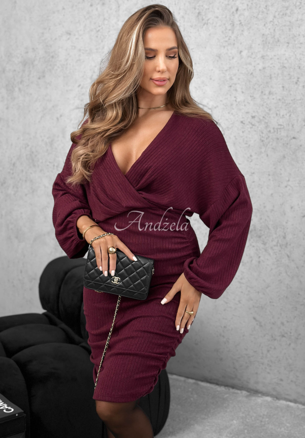 Visk&oacute;zov&eacute; &scaron;aty so zavinovac&iacute;m v&yacute;strihom a riasen&iacute;m Miss Attitude bordov&aacute;