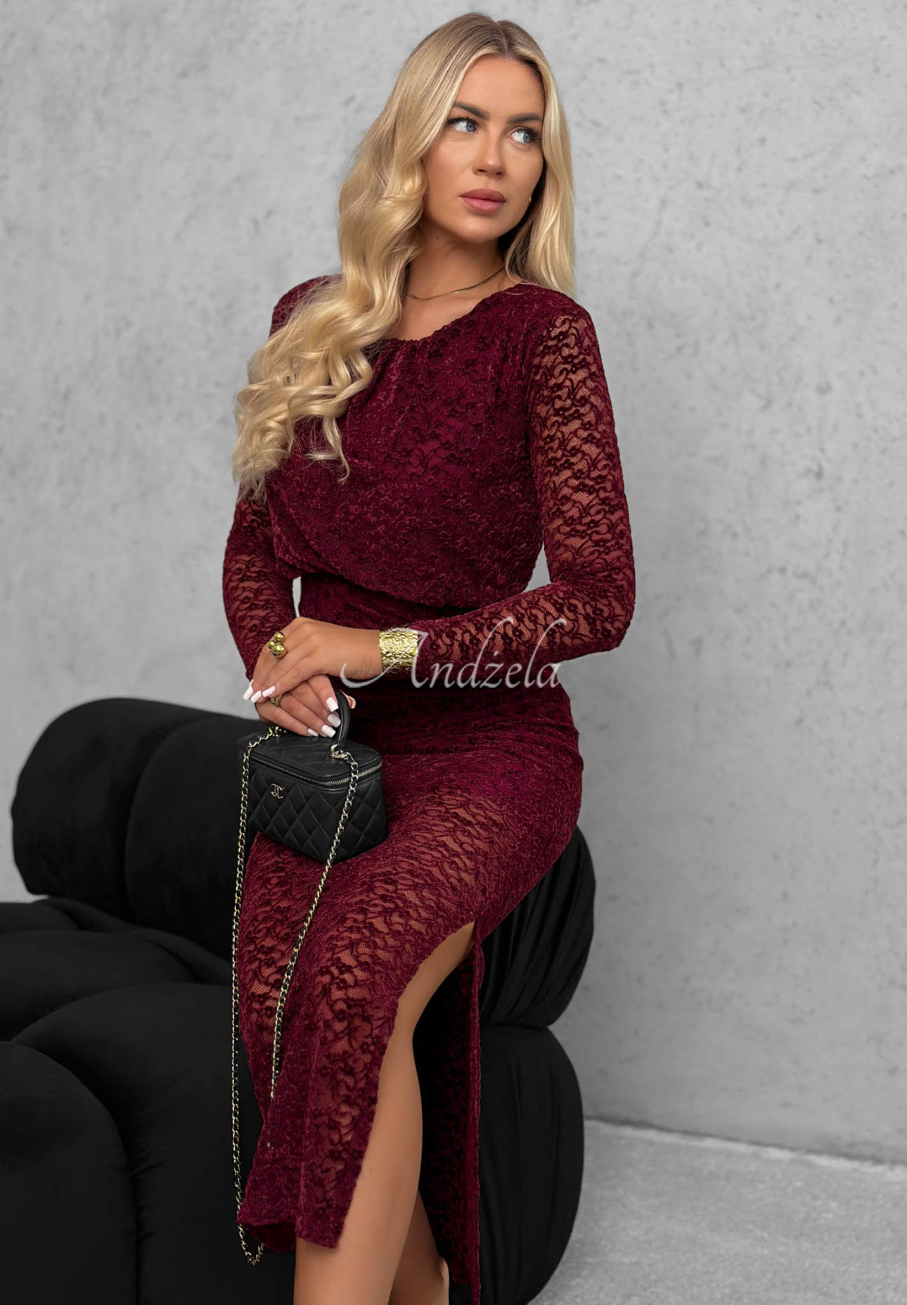 Čipkované šaty maxi s riasením Lace Affair  bordová