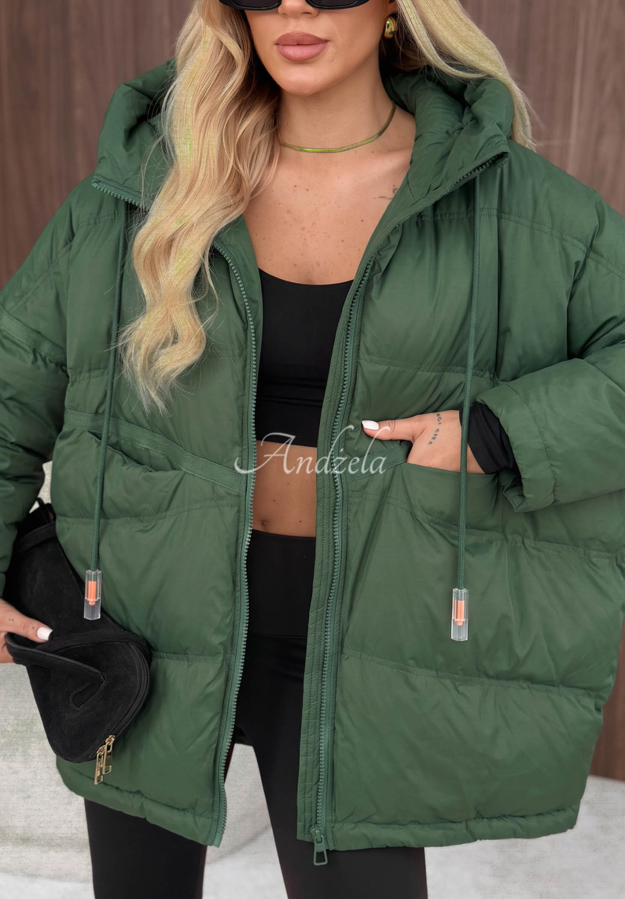 Páperová bunda s kapucňou Coldest Of Times fľašková zelená
