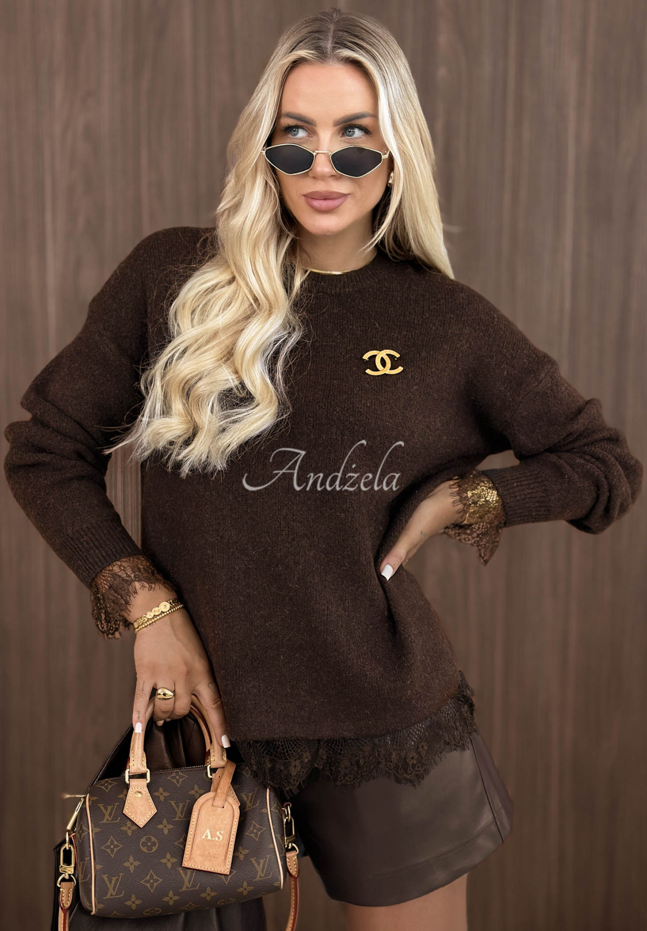 Oversize sveter s vlnou a čipkou Cozy Softness čokoládový