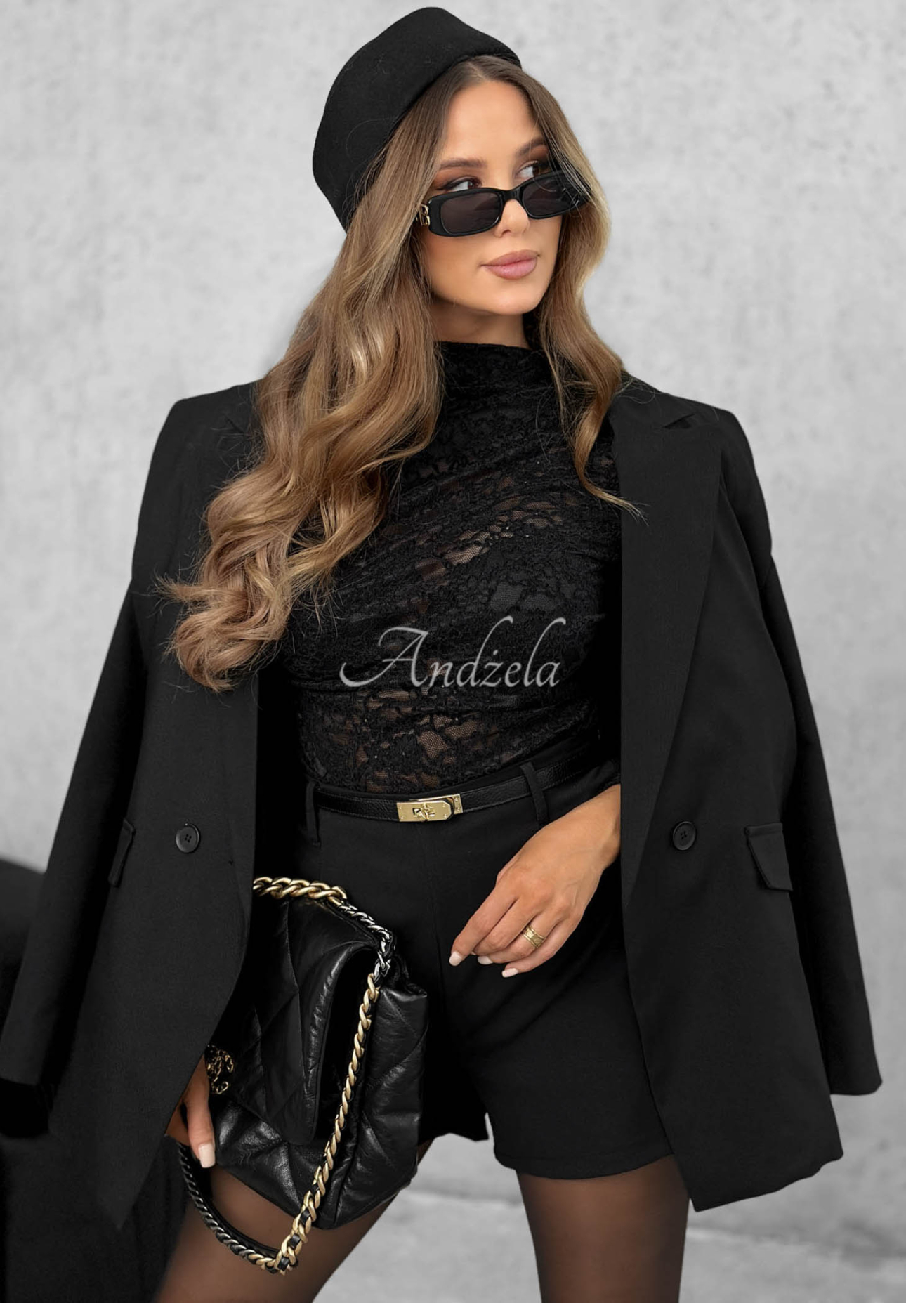 Čipkovaná blúzka s dlhými rukávmi Forbidden Kiss čierna
