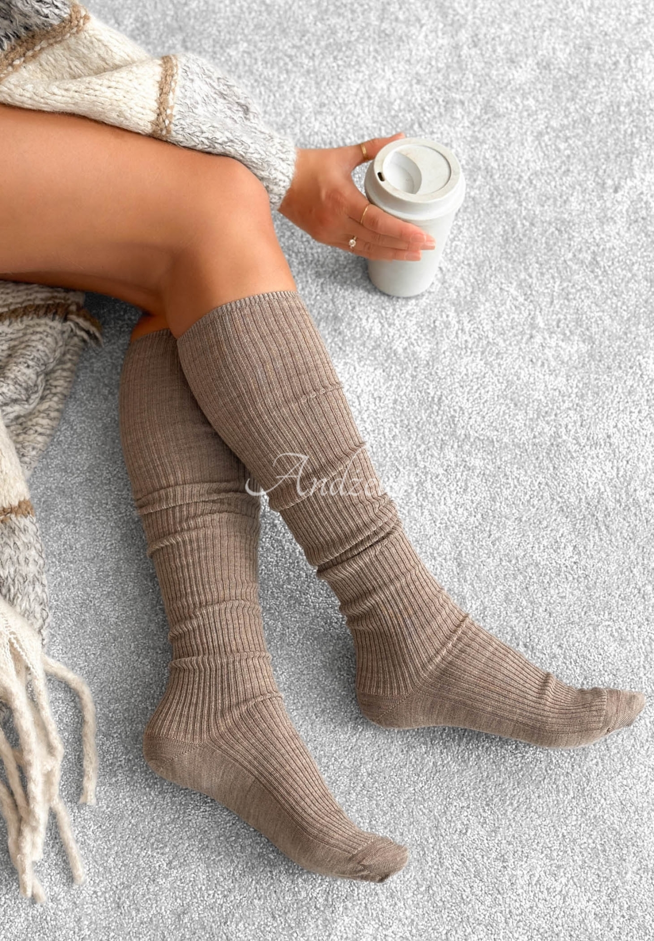 Rebrované ponožky nad kolená s vlnou merino Pretty Legs Mokka