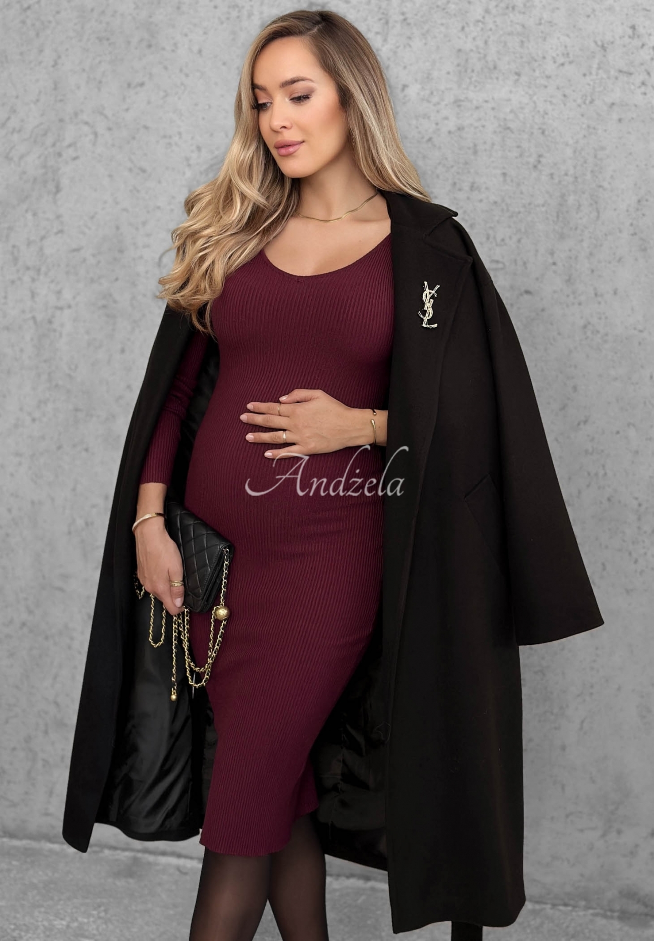 Priliehavé viskózové midi šaty longsleeve s výstrihom City Morning  čučoriedková