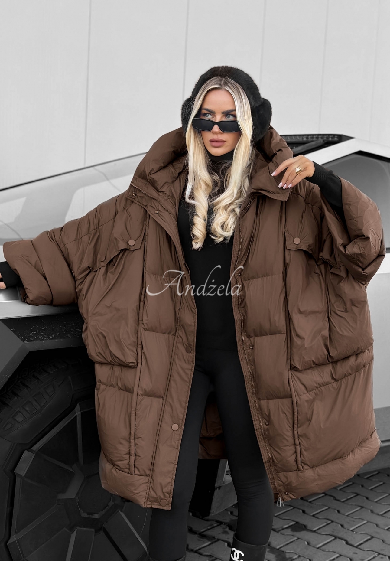 Páperová bunda oversize s kapucňou Frozen Tale čokoládová