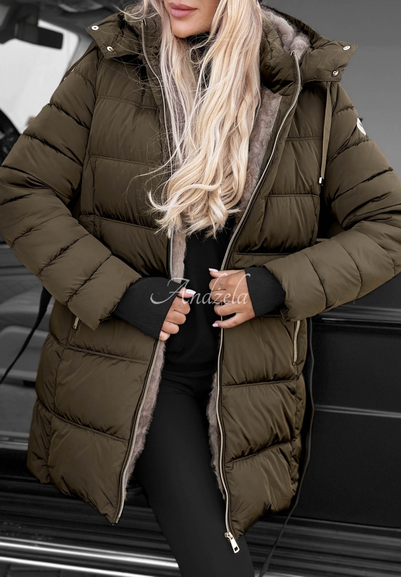 Dlhá prešívaná bunda s kapucňou a opaskom Cold Theory khaki
