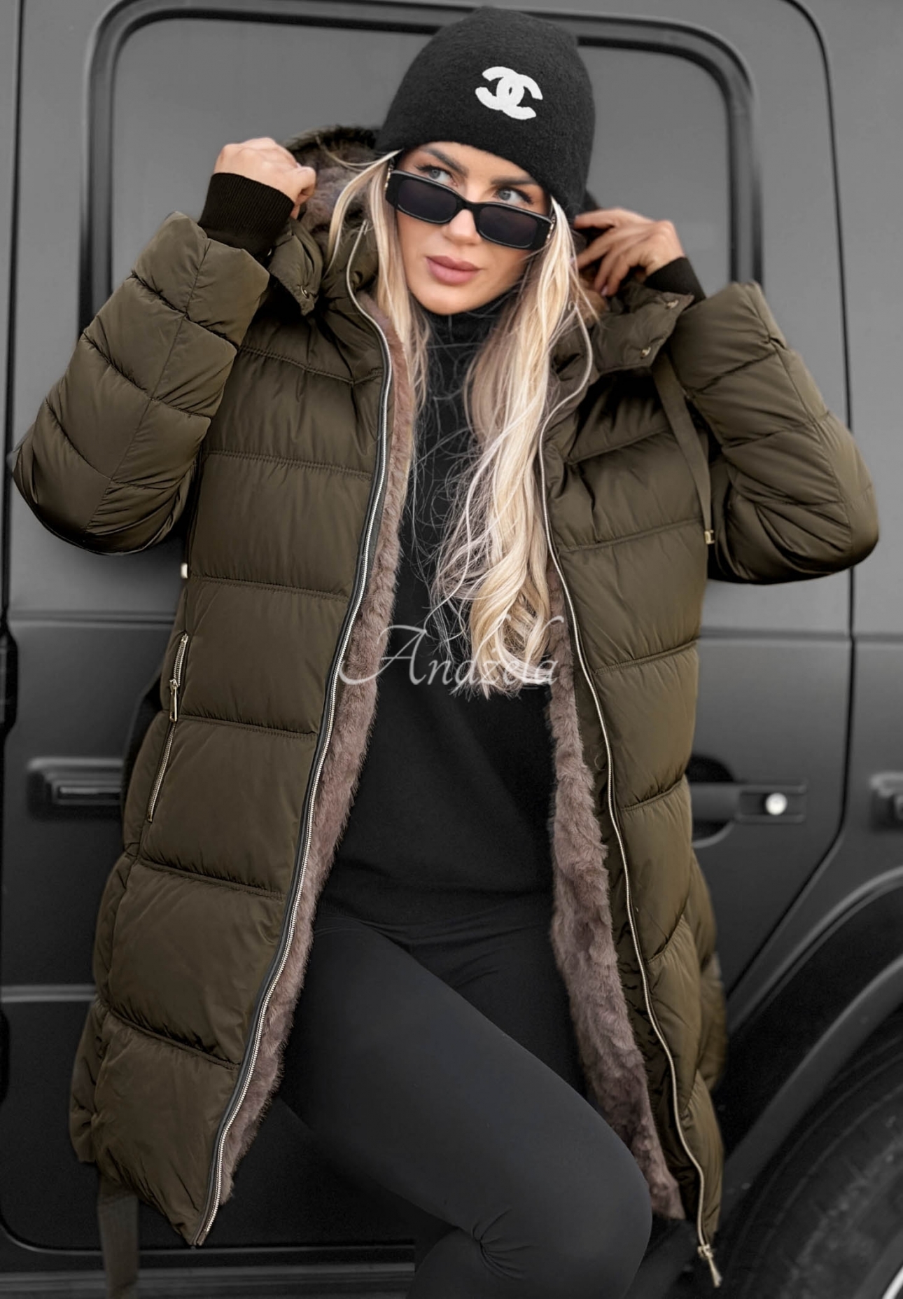 Dlhá prešívaná bunda s kapucňou a opaskom Cold Theory khaki