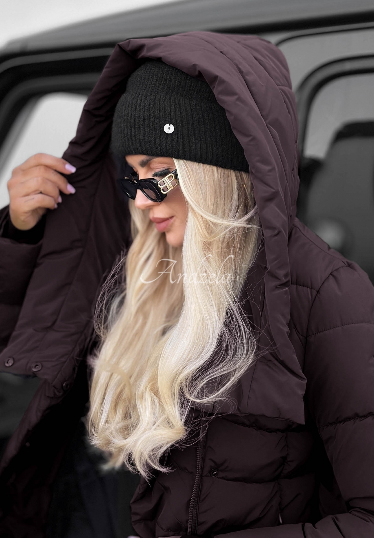 Dlhá prešívaná bunda s kapucňou a opaskom Snow Empress čučoriedková