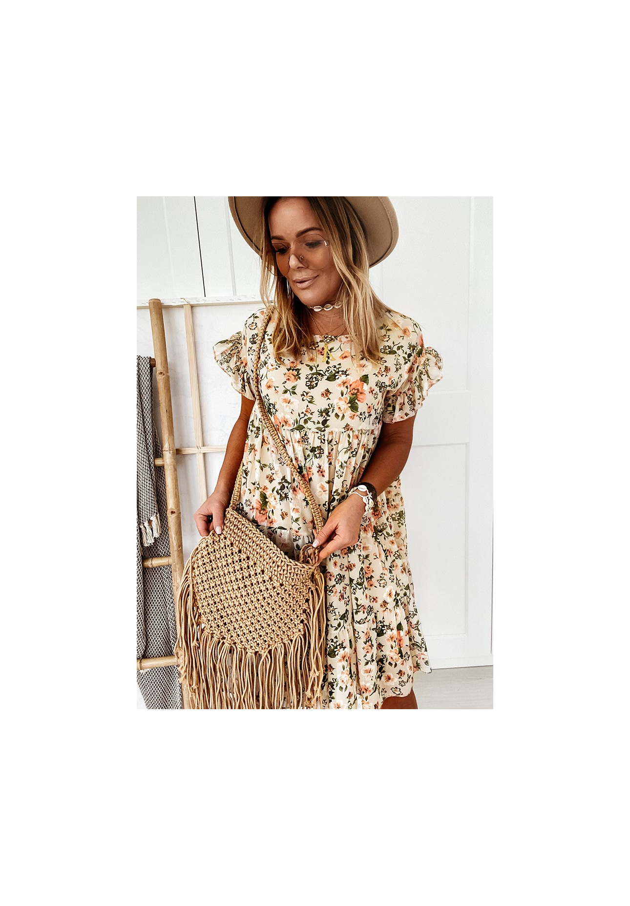 Kvetované šaty Bellarose béžová